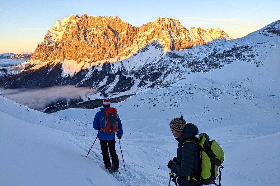 Ganz großes Kino: Das Zugspitzmassiv im Abendlicht. Foto: Jana Etter