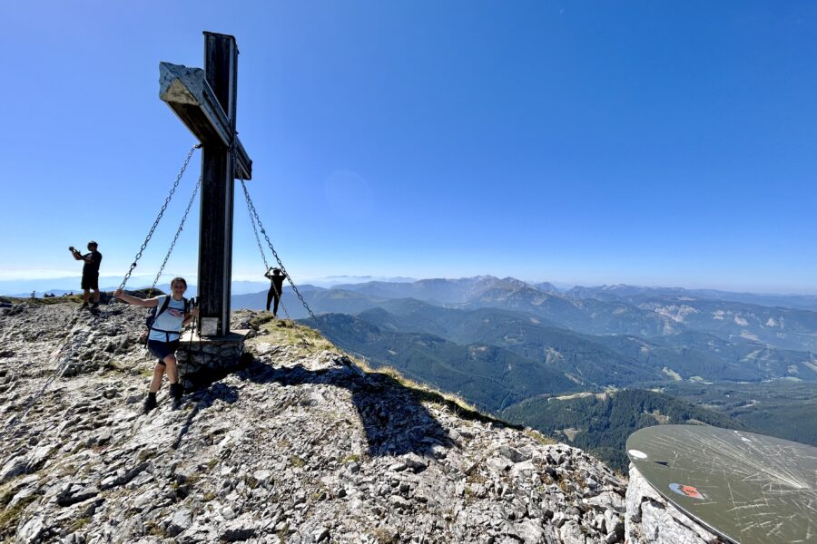 Geschafft - Gipfel Hohe Veitsch. Foto Veronika Schöll