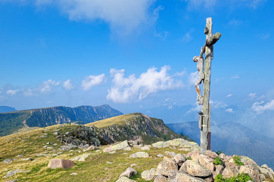 Blick von Innerraschötz nach Außerraschötz. Foto: Konrad Gwiggner