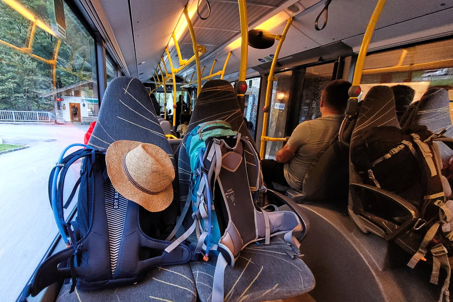 Nur zu Fuß oder mit Bus ;-) Foto: Konrad Gwiggner