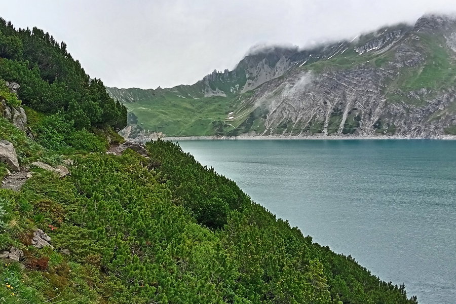 Abstieg von der Totalp, kurz vor dem Lünersee. Foto: Norman und Lisa