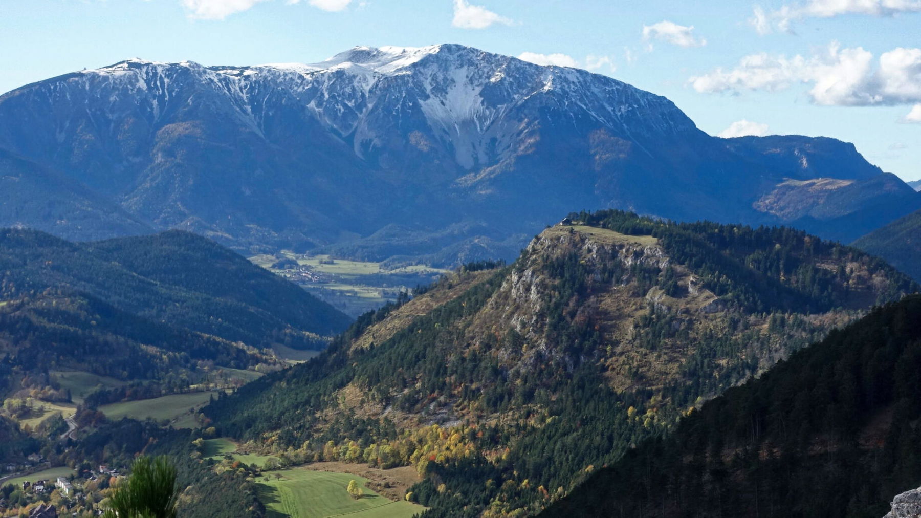 Geländ und Schneeberg. Foto: Gerold Petritsch