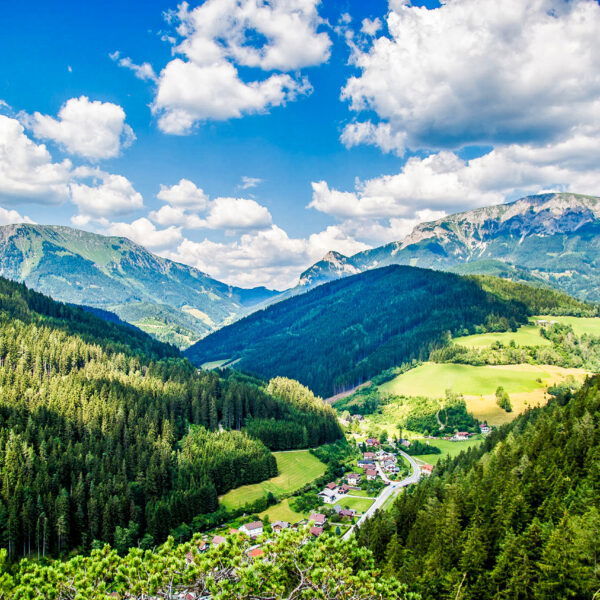 Blick auf Rax und Nasskamm. Foto: Andreas Steininger