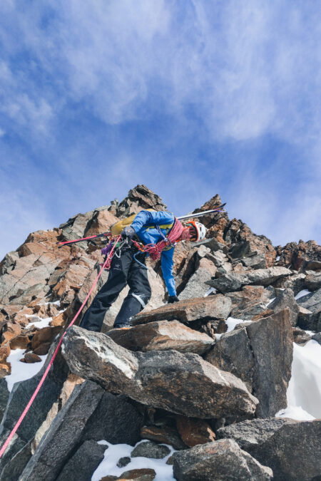 Am Grat. Foto: Simon Widy