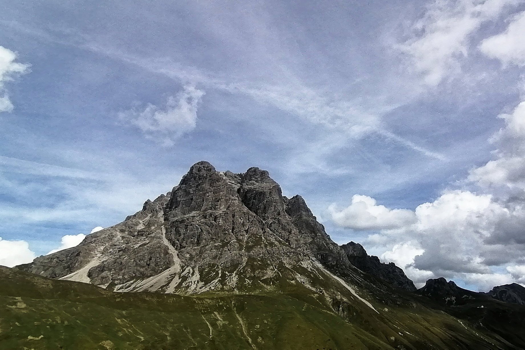 Blick auf Widderstein mit Widdersteinmähder. Foto: Norman und Lisa