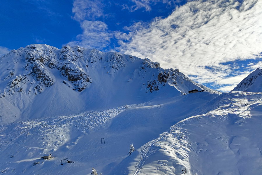 Blick aufs Birgitzköpflhaus und die Maierrinne. Foto: Simon Widy