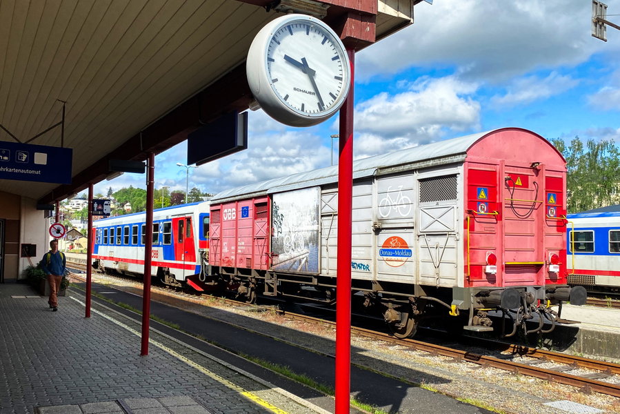 In Linz Urfahr fährt die Mühlkreisbahn ab. Foto: Peter Backé