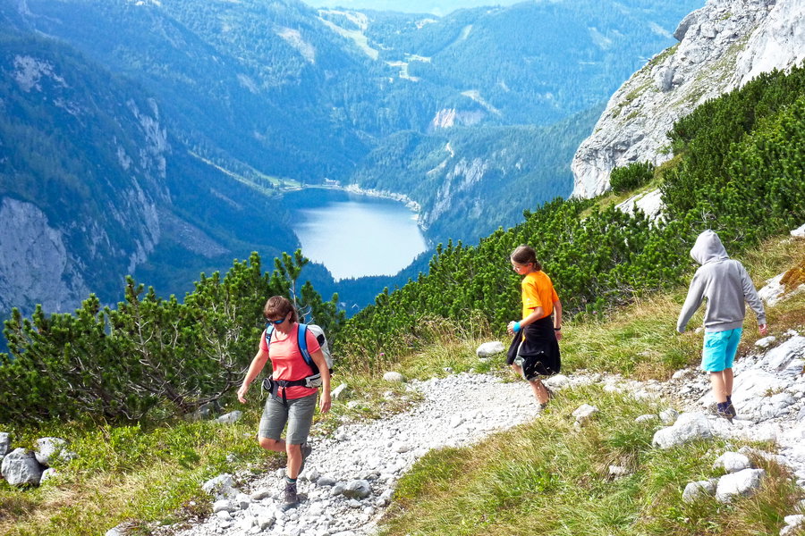 Jetzt ist der Vordere Gosausee wieder näher gekommen - oder wir ihm?! Foto: Siebenbrunner, POW AT