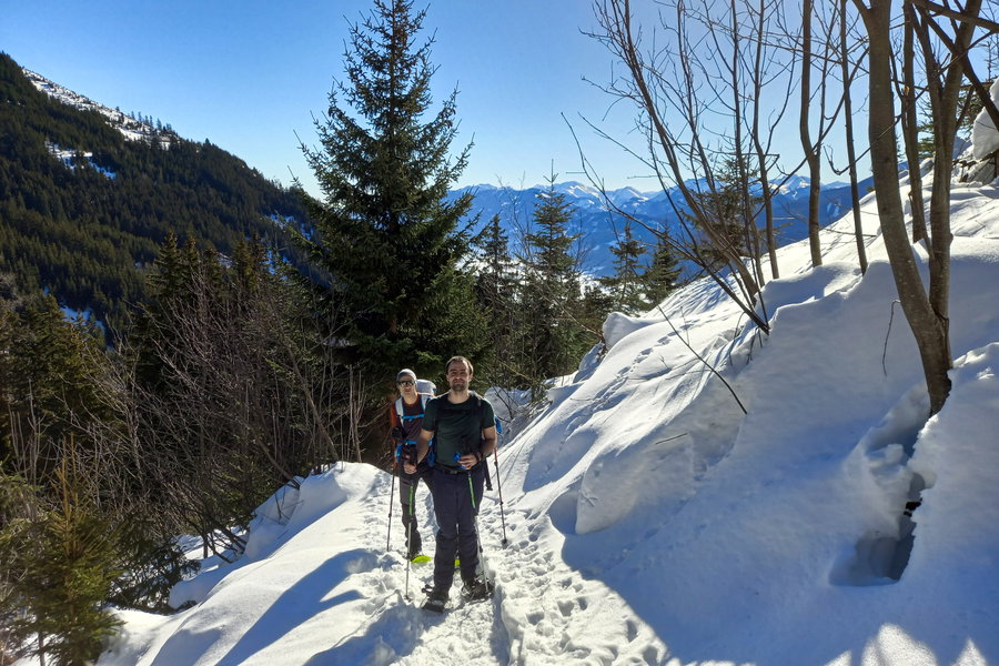 Aufstieg aufs Dürrenschöberl bei traumhaftem Wetter. Foto: Pia Gerhofer