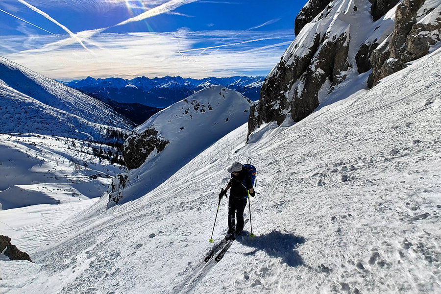 Aufstieg mit Panorama zur Eppzirler Scharte. Foto: Simon Widy
