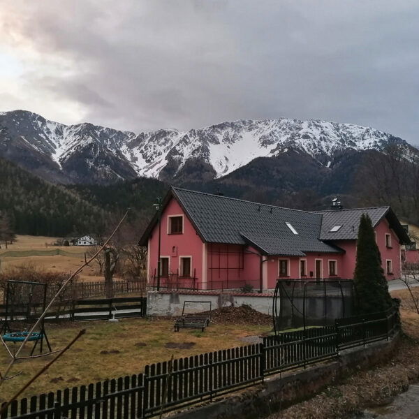 Ein Blick zurück – Gute Nacht, Schneeberg! Foto: Sarah Pallauf