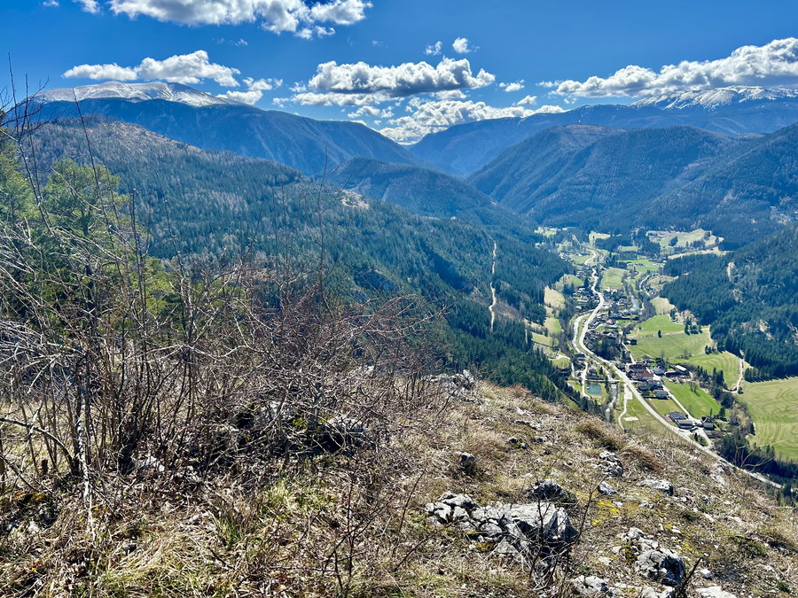 Runter- und Rüberschauen. Foto Veronika Schöll