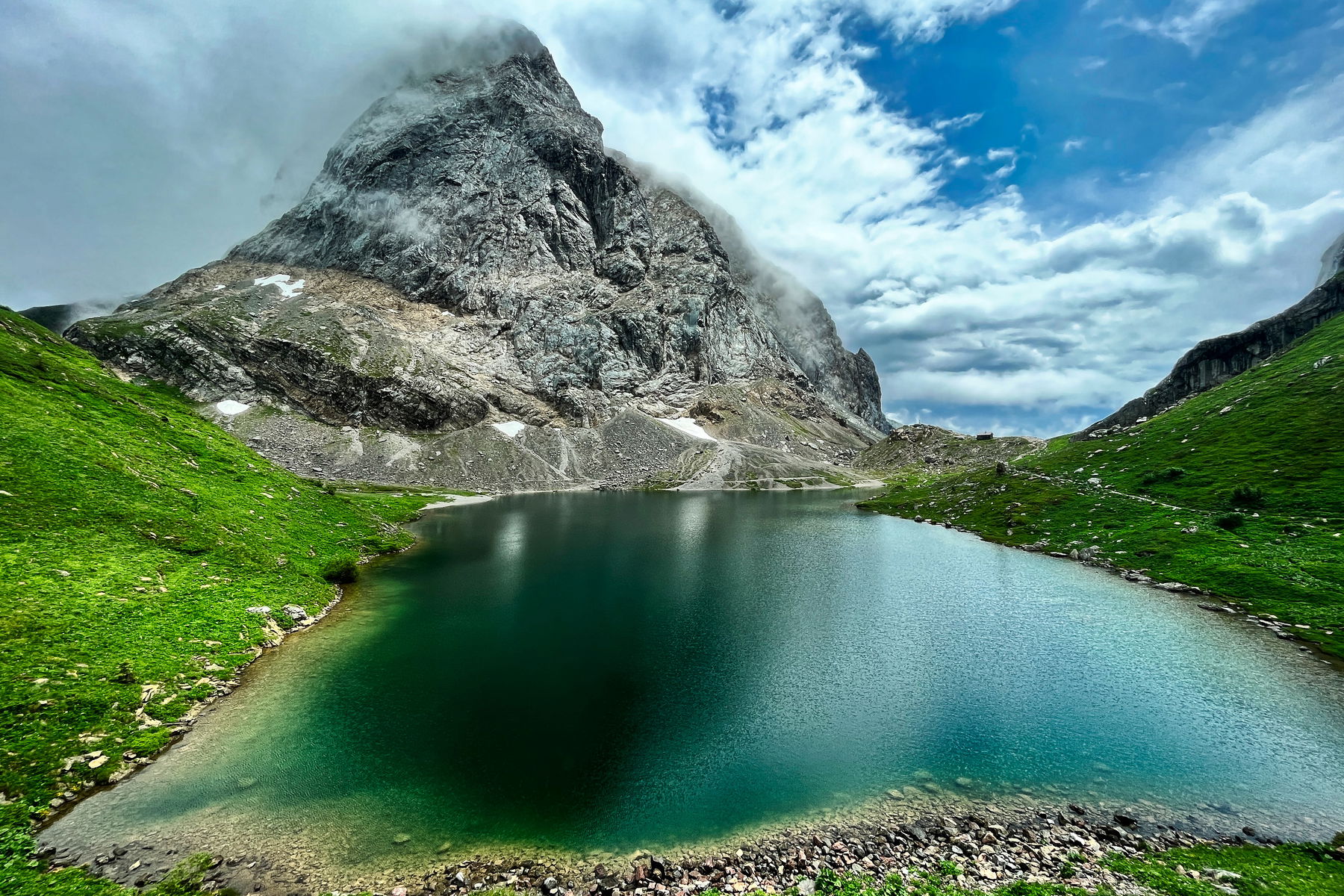 Karnischer Höhenweg Teil 1: Wanderurlaub am Friedensweg
