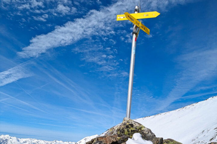 Vom Skidepot aus kann man den weiteren Wegverlauf zum Gipfel schon erahnen. Foto: Anna, POW AT.