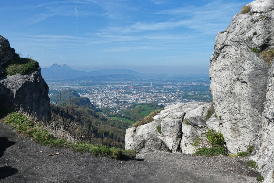 Schaufenster nach Salzburg, links der Staufen. Foto: Karl Plohovich