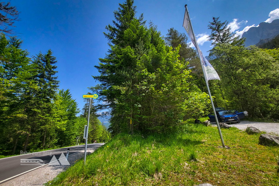 Die Bushaltestelle beim Parkplatz Haindlkar. Foto: Anna, POW AT