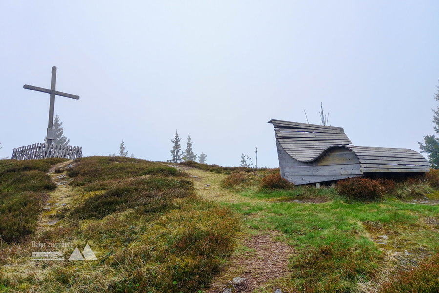 Blaskögerl (1.451 Meter) mit Sonnenliege - im Sommer sicher heiß begehrt. Foto: Martina Friesenbichler