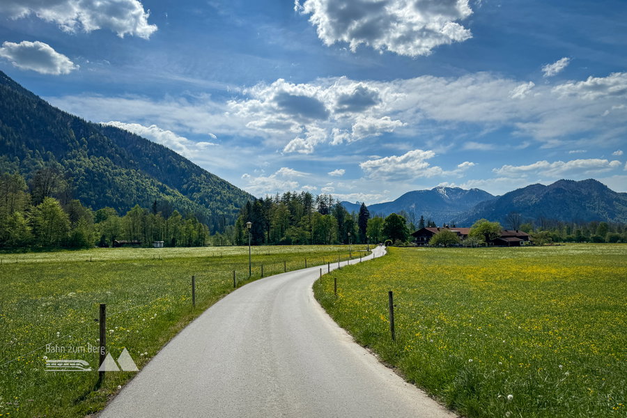 Blick zurück im Tal. Foto: Bernhard Walle