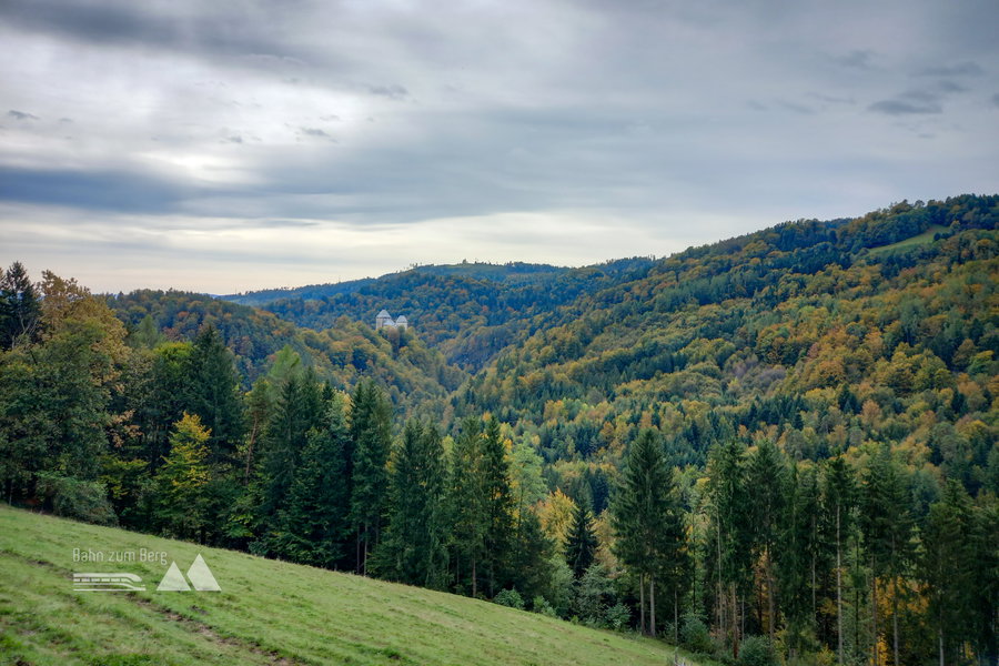 Blick zur Burg Deutschlandsberg von Hochbehälter Scheidsberg. Foto: Martina Friesenbichler
