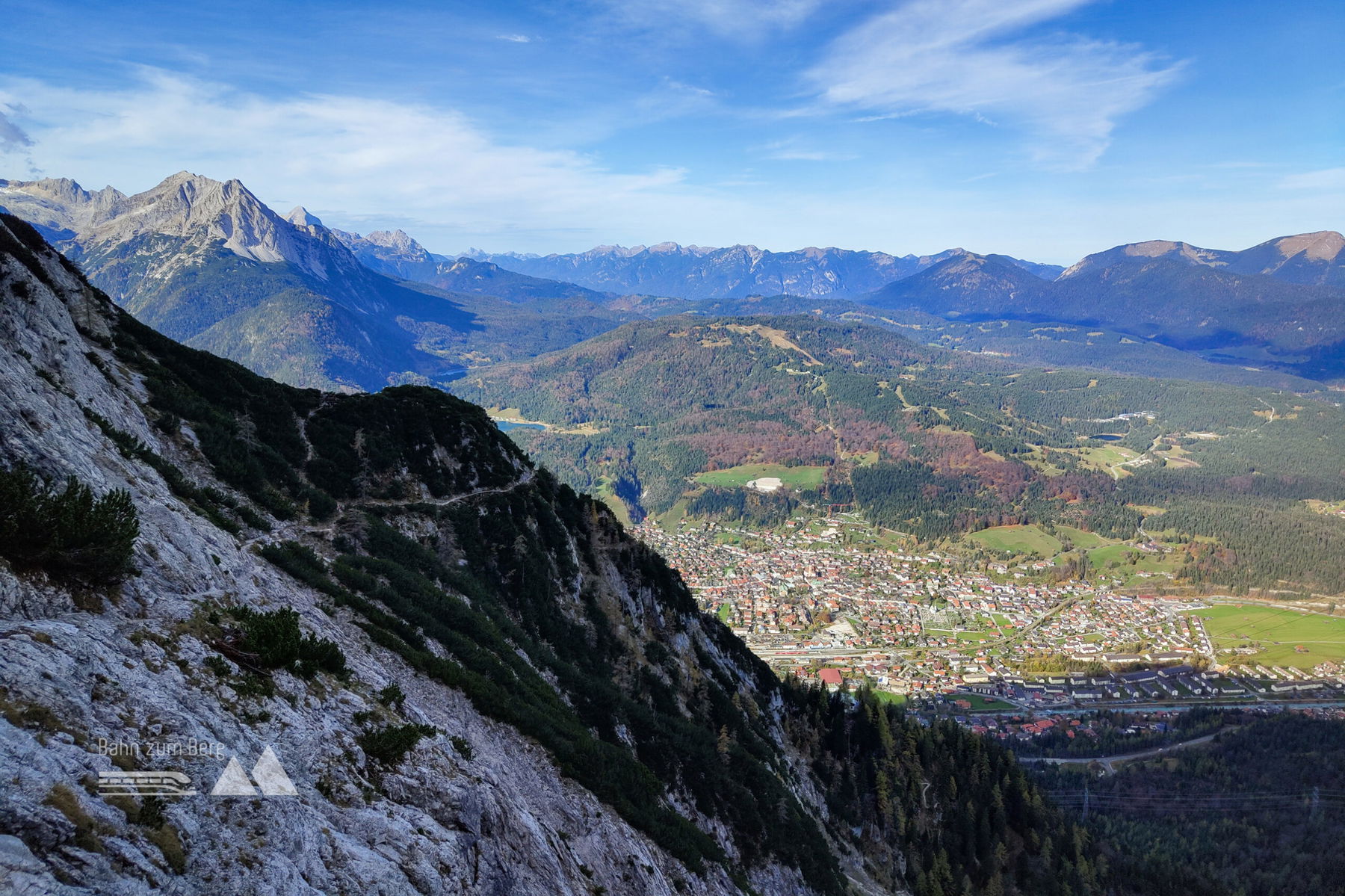 Anspruchsvolle Wanderung auf die Westliche Karwendelspitze