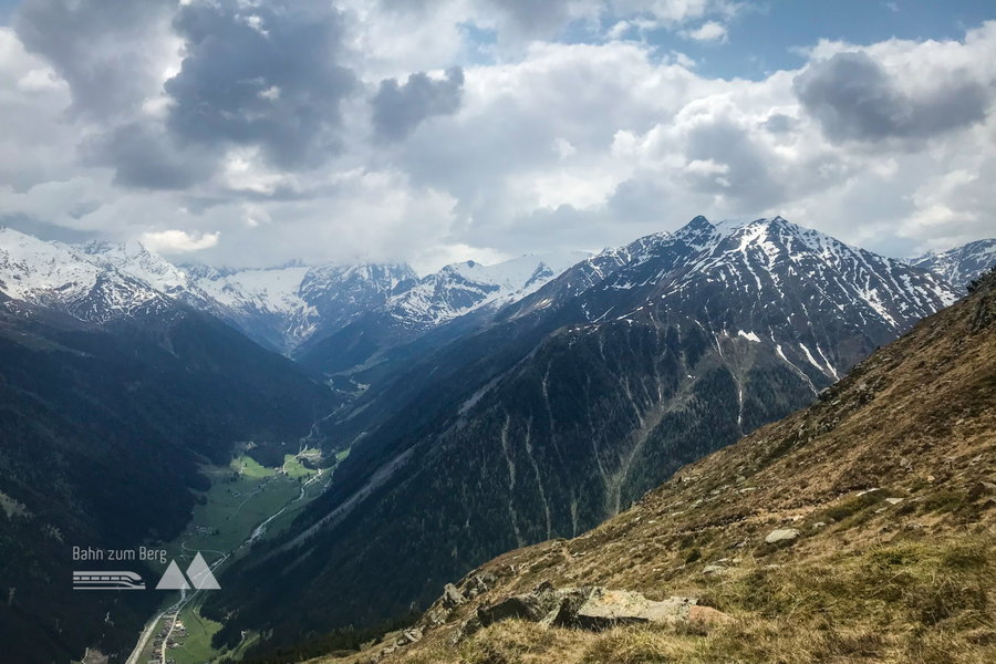 Aussicht von der Hirscheben nach Süden nach Praxmar. Foto: David Kurz