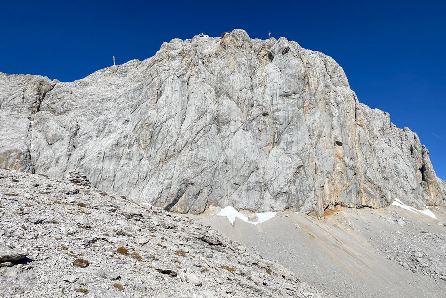 Die Koppenkarstein Südwand. Foto: Christian Heuegger-Zirm