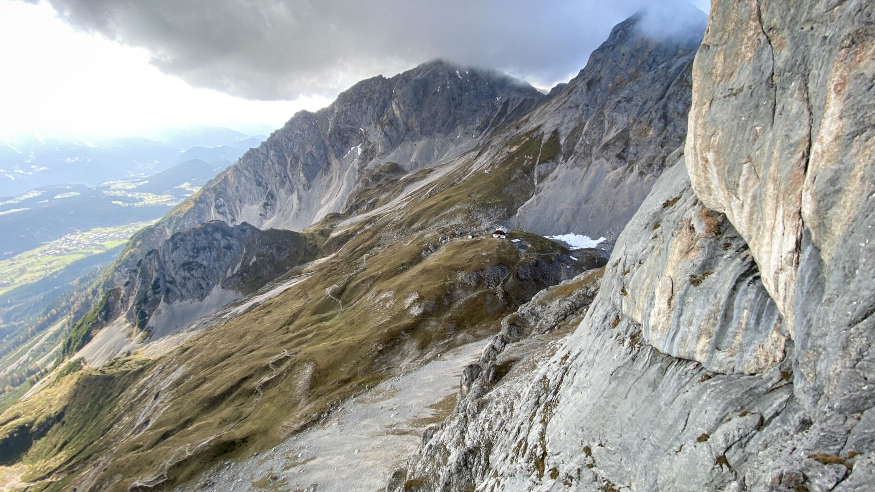 Blick aus dem Austria Klettersteig. Foto: Christian Heuegger-Zirm