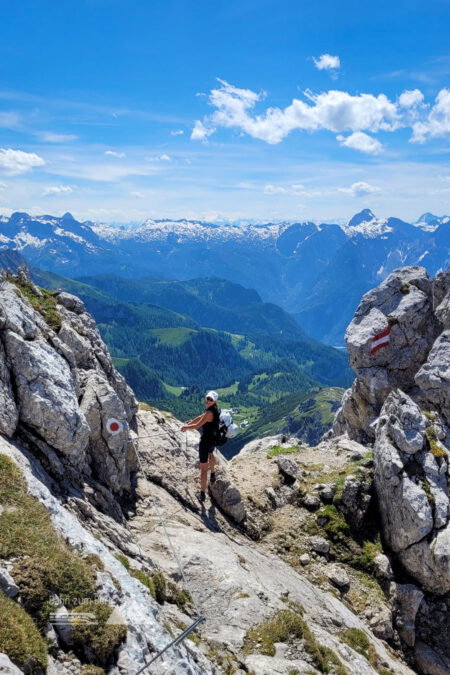 Abstieg mit Blick auf den Königsee. Foto: Julia Büchler
