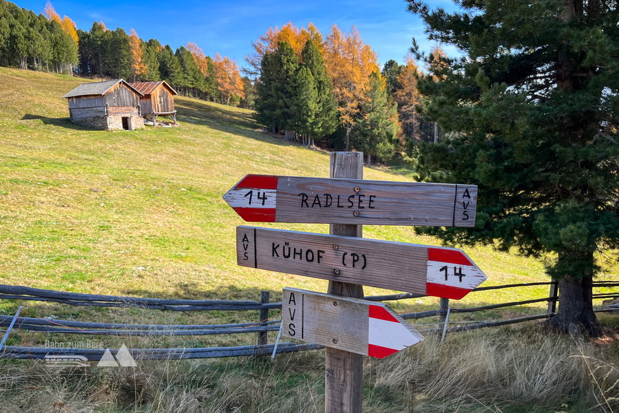 Beschilderung zum Radlsee. Foto: Bernhard Walle