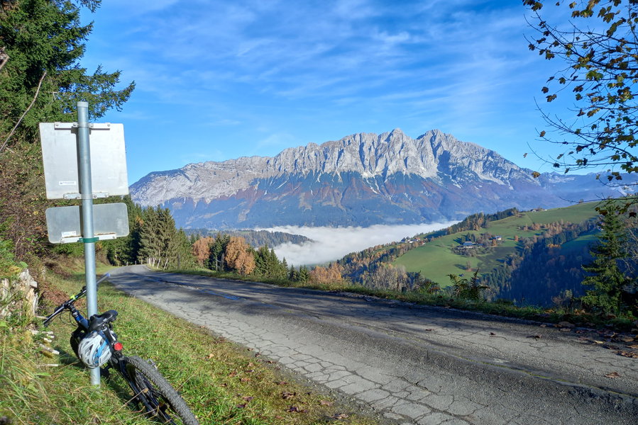 Ausgangspunkt der Wanderung mit Blick zum Grimming. Foto: Martina Friesenbichler