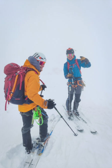 Am Hauslabjoch und beim Obelisken der Ötzi-Fundstelle. Fotos: Simon Widy