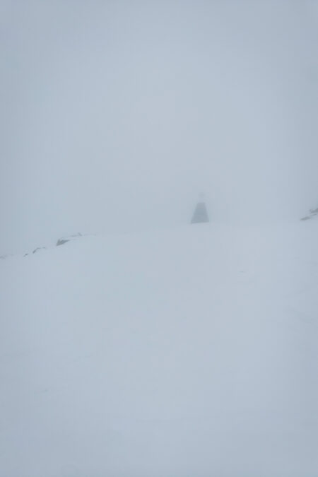 Am Hauslabjoch und beim Obelisken der Ötzi-Fundstelle. Fotos: Simon Widy