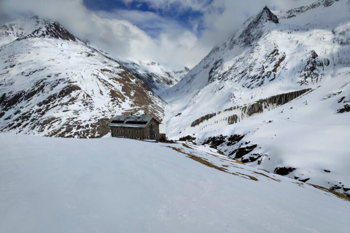 Abfahrt zur Martin-Busch-Hütte. Fotos: Simon Widy