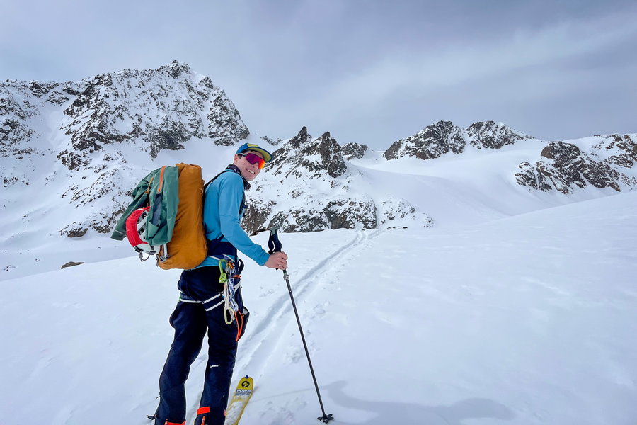 Aufstieg am Guslarferner, das Obere Guslarjoch und den darüberliegenden Fluchtkogel sieht man bereits. Foto: Jakob Roniger