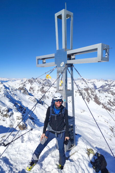 Gipfelfreude und Abstieg vom Westlichen Plattenspitz. Fotos: Manfred Hinteregger