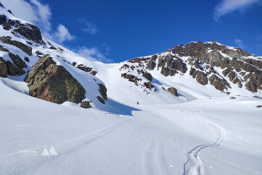 Abfahrt vom Hinterbergjoch ins Garneratal. Foto: Manfred Hinteregger