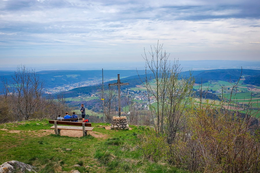 Der wohlverdiente Ausblick nach dem ersten Aufstieg beim Herrgottschnitzerhaus. Foto: Linda Prähauser