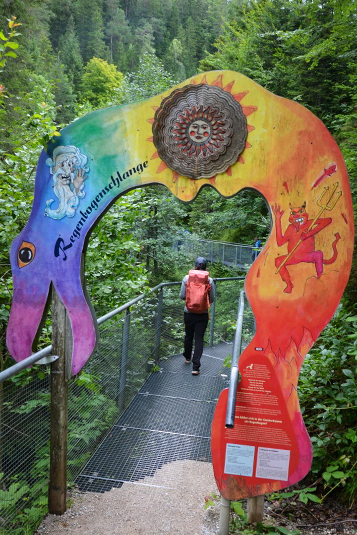 Themenweg durch die Klamm. Foto: S. Eisele