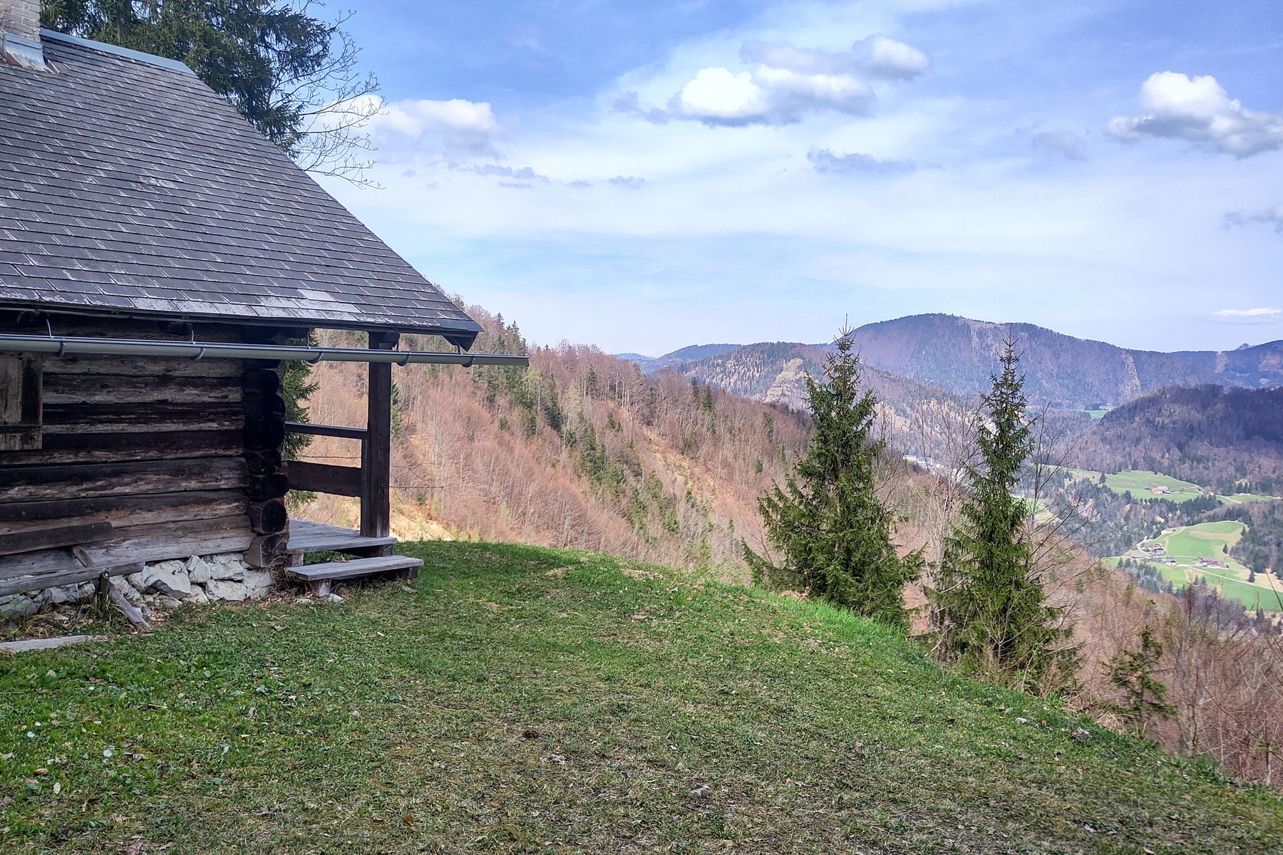 Jagdhütte, 903 Meter. Foto: Karl Plohovich