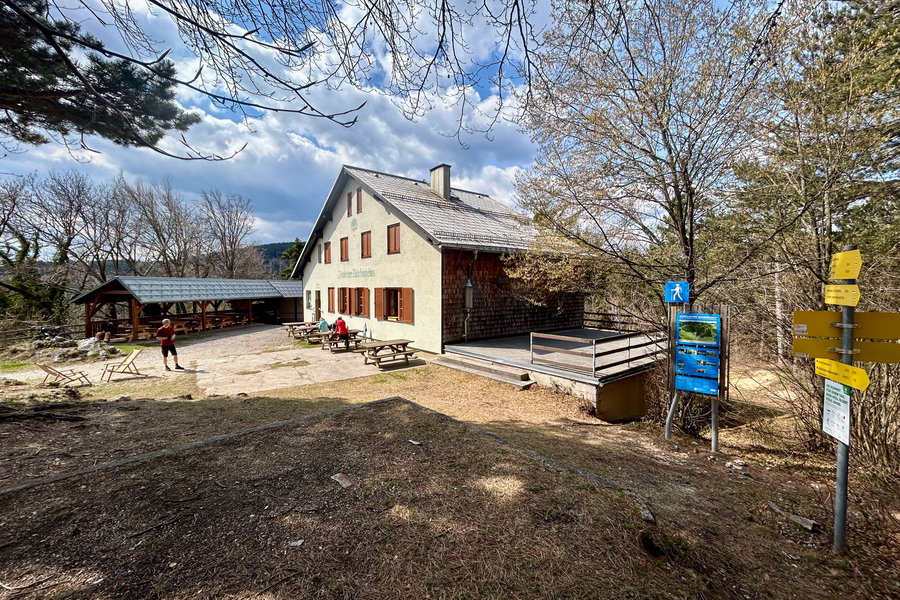 Neunkirchner Naturfreunde Haus. Foto Veronika Schöll