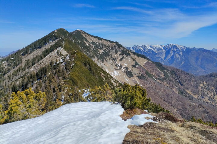Blick vom Gartenzinken zum Schafberg sowie zur Zimnitzschneid. Fotos: Manfred Hinteregger  