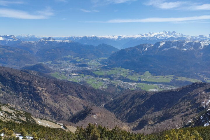  Das prächtige Panorama vom Leonsberg. Fotos. Manfred Hinteregger