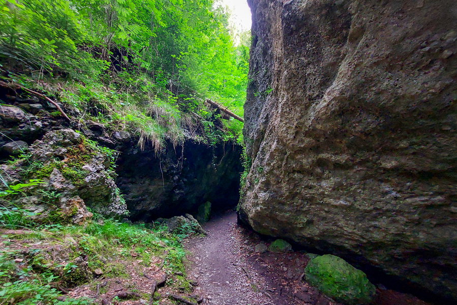 Felsformationen am Beginn der Schlucht. Foto: Alice Frischherz