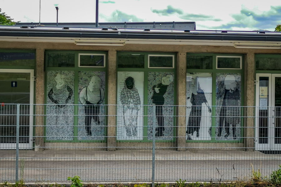 Im Kunstbahnhof Velden finden zahlreiche Veranstaltungen statt (https://kunstbahnhofwoerthersee.at/). Foto: Silvia Henglmüller