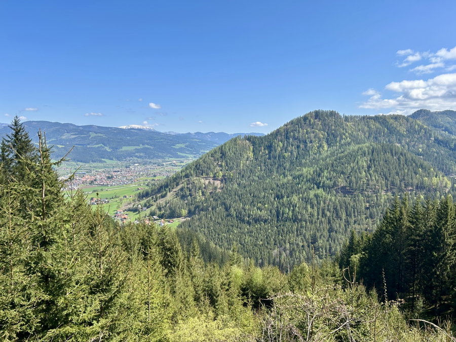 Rückblick nach Krieglach. Foto Veronika Schöll