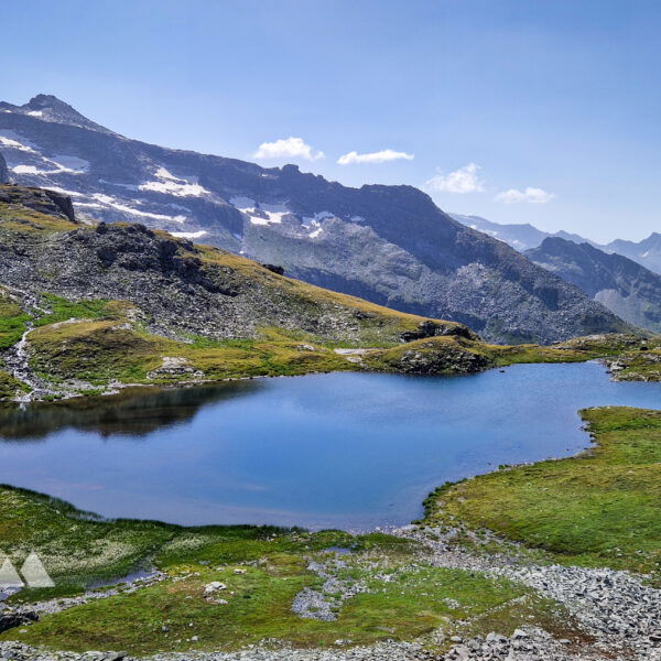 Herrliche Seen rund um die St. Pöltner Hütte. Foto: Markus Büchler