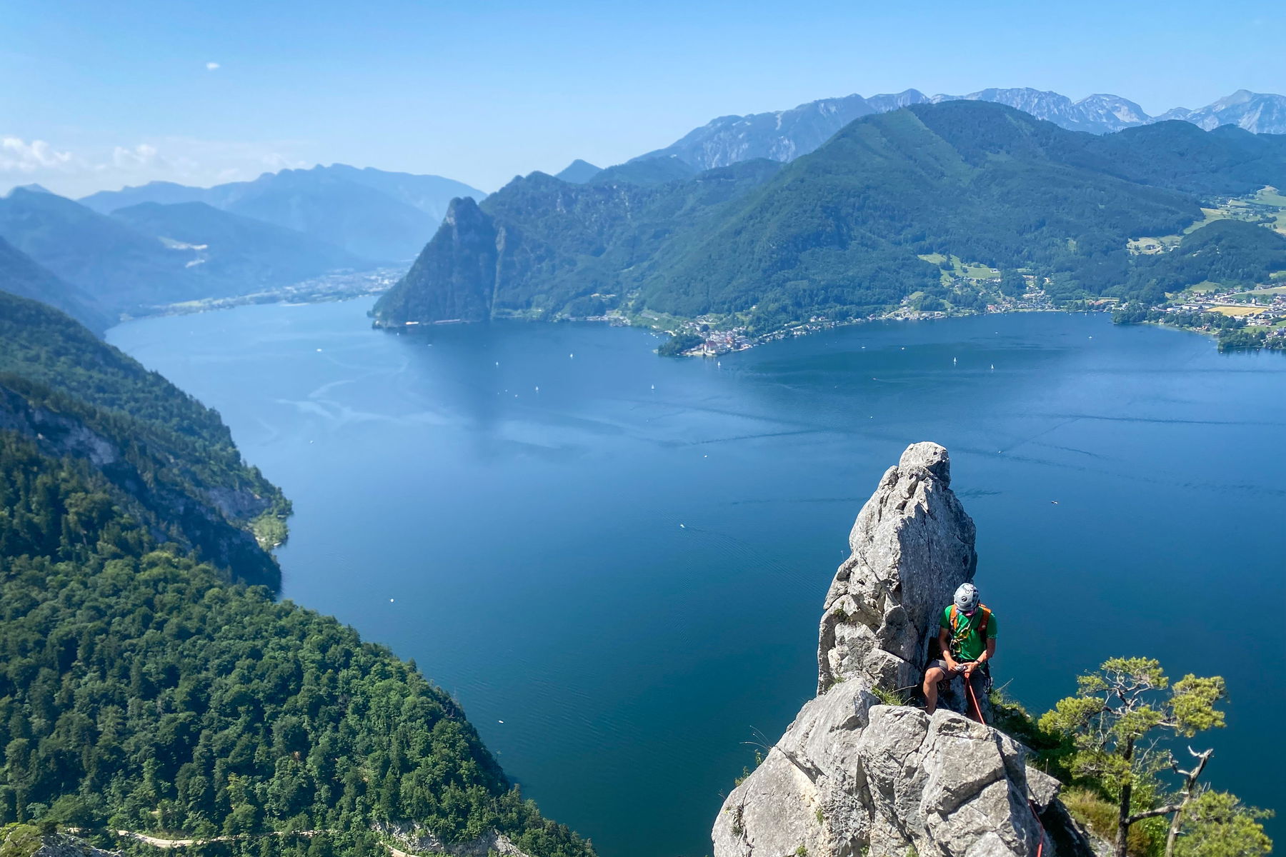 Mehrseillänge Gmundnerweg und Traunstein SW-Grat: Bahn und Rad zur Kletterei
