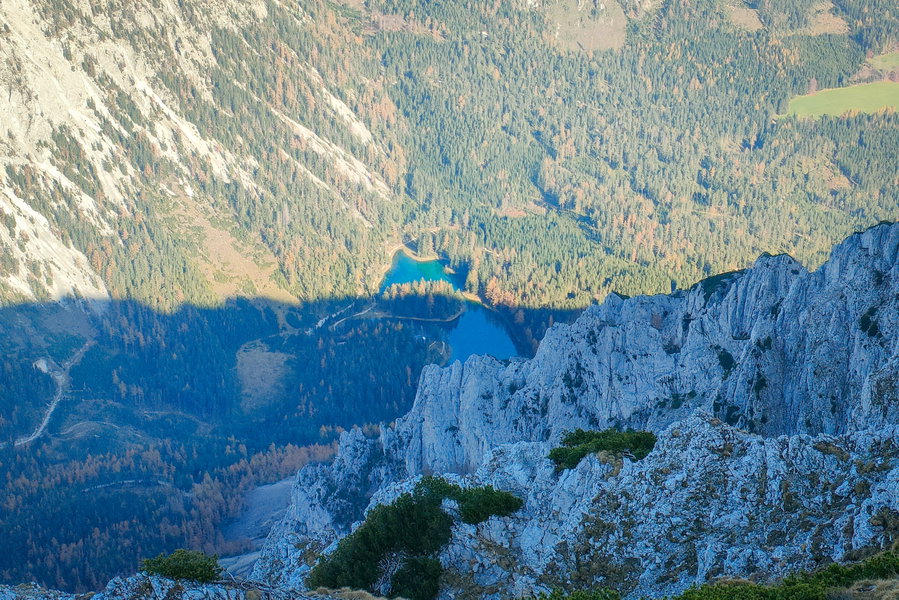 Der Grüne See im Halbschatten von oben. Foto: Manfred Hinteregger