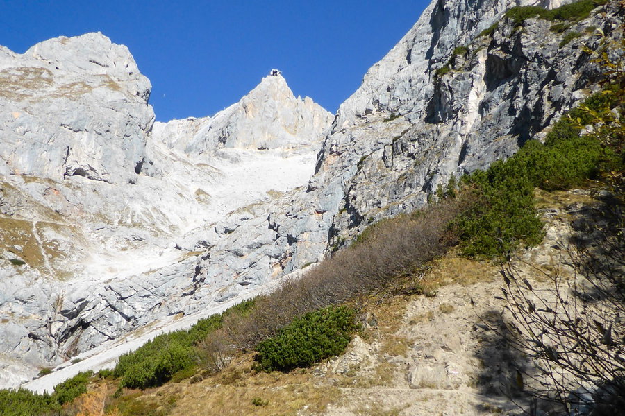 Blick zur Bergstation der Dachstein-Gondelbahn am Hunerkogel. Foto: Siebenbrunner, POW AT