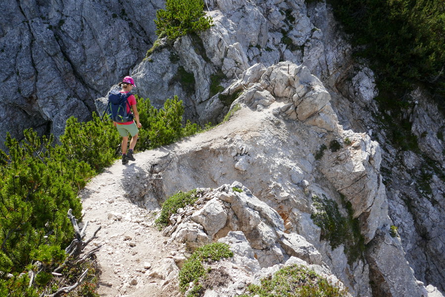 Stellenweise ist der Wanderweg auf den Mittagskogel etwas ausgesetzt. Foto: Siebenbrunner, POW AT